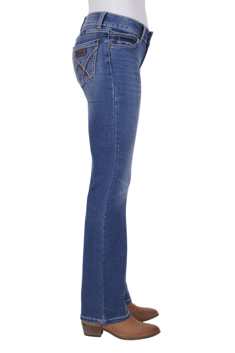 Retro Mid Rise Boot Cut Jean Mae Indigo 64% Cotton