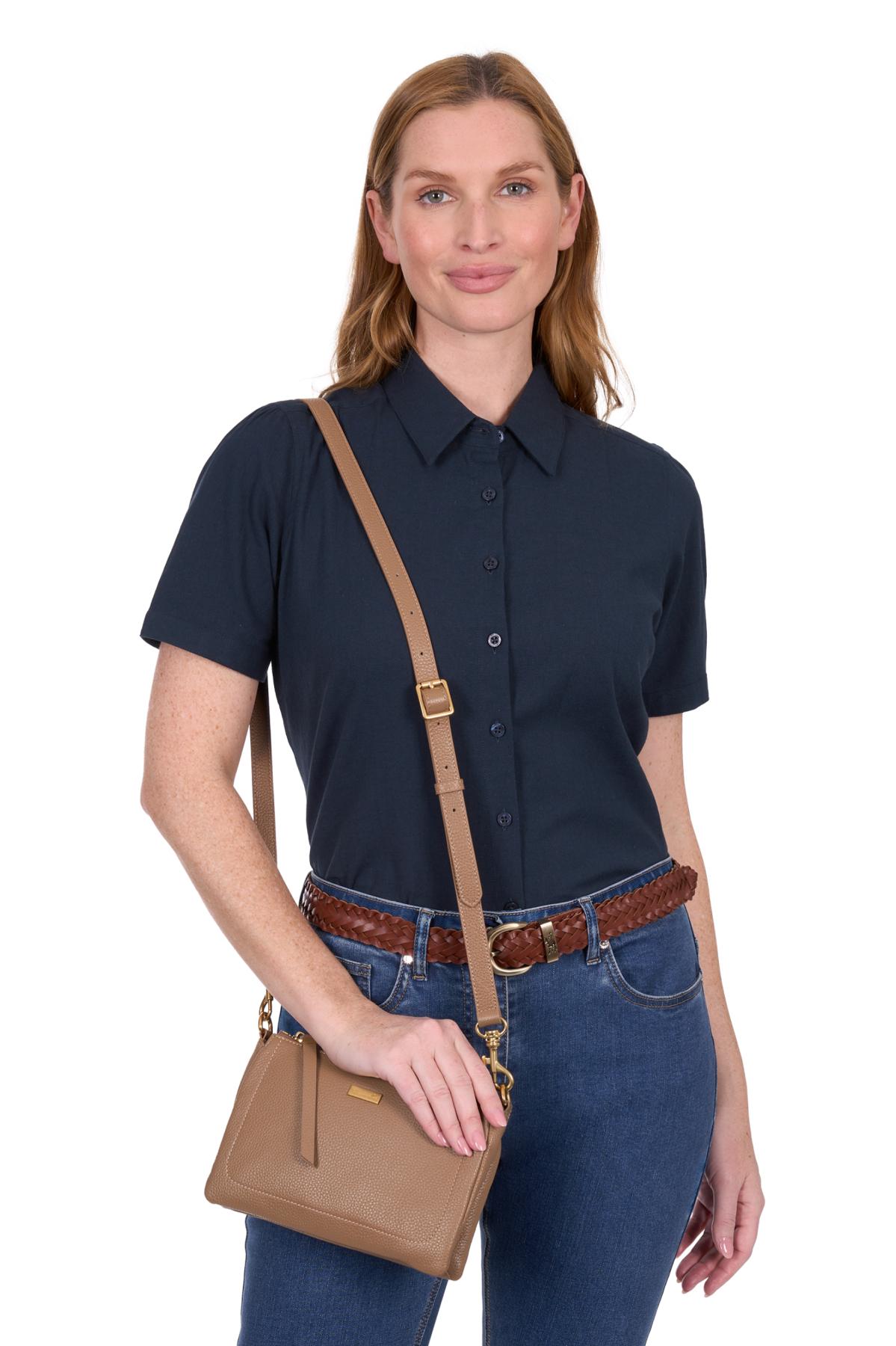 Women’s Cynthia Linen Short Sleeve Shirt