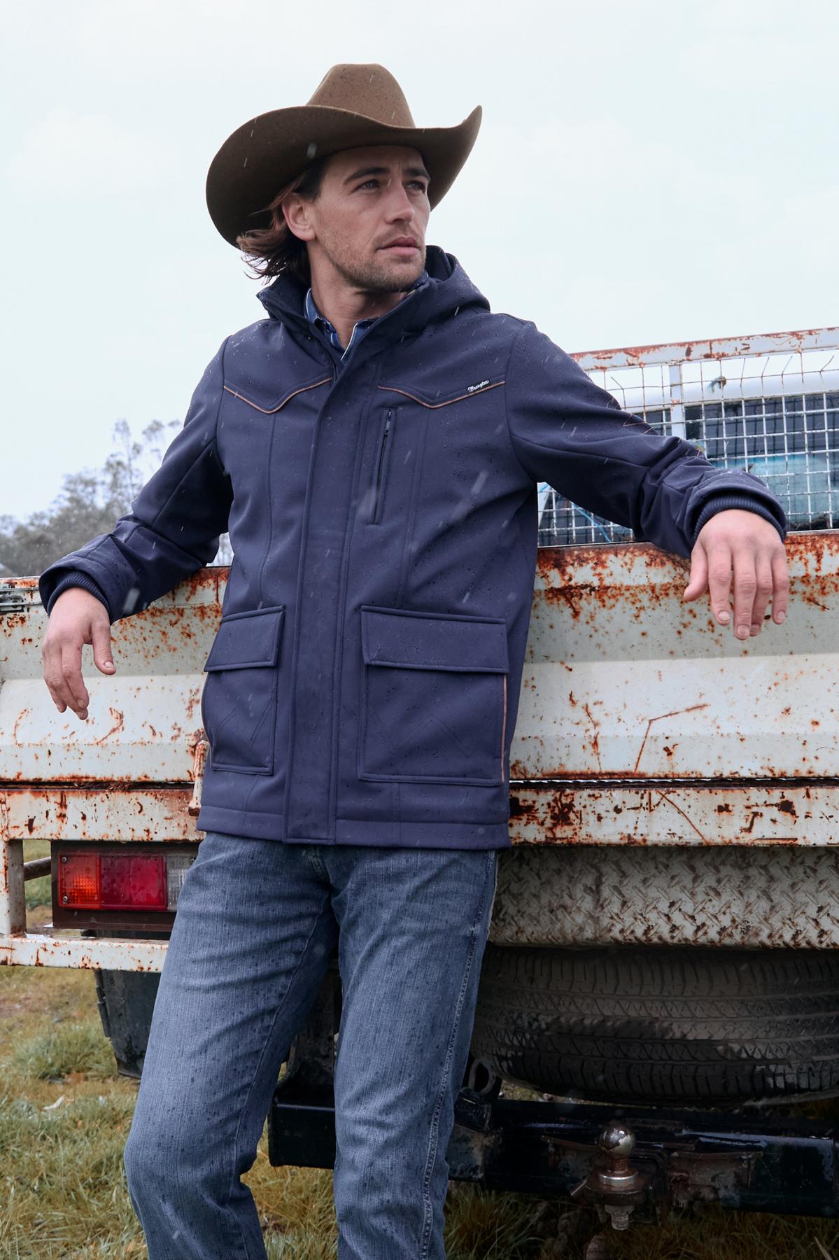 Men’s Cade Logo Softshell Jacket