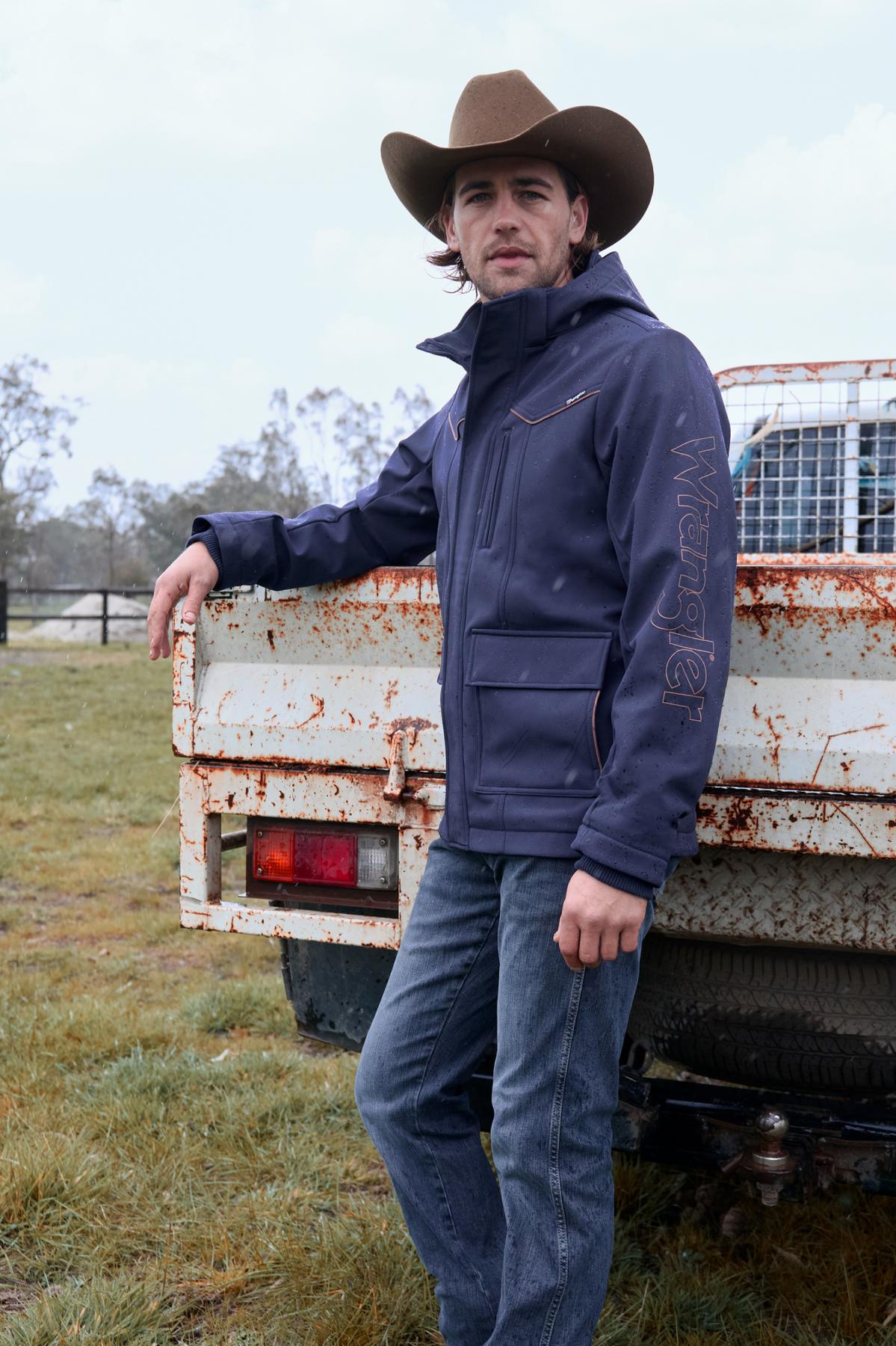 Men’s Cade Logo Softshell Jacket