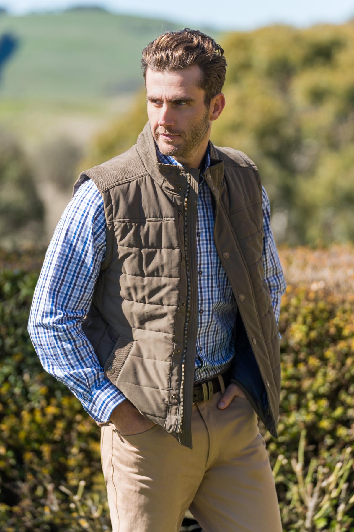 Men’s Matt Vest