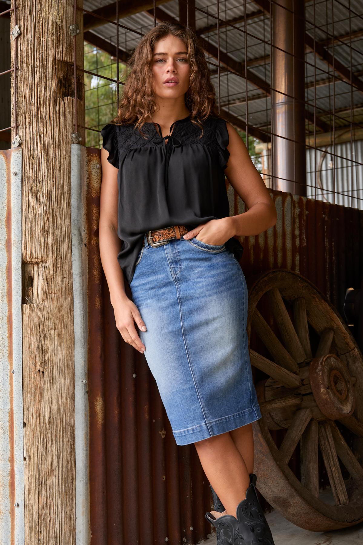 Women’s Stella Sleeveless Blouse