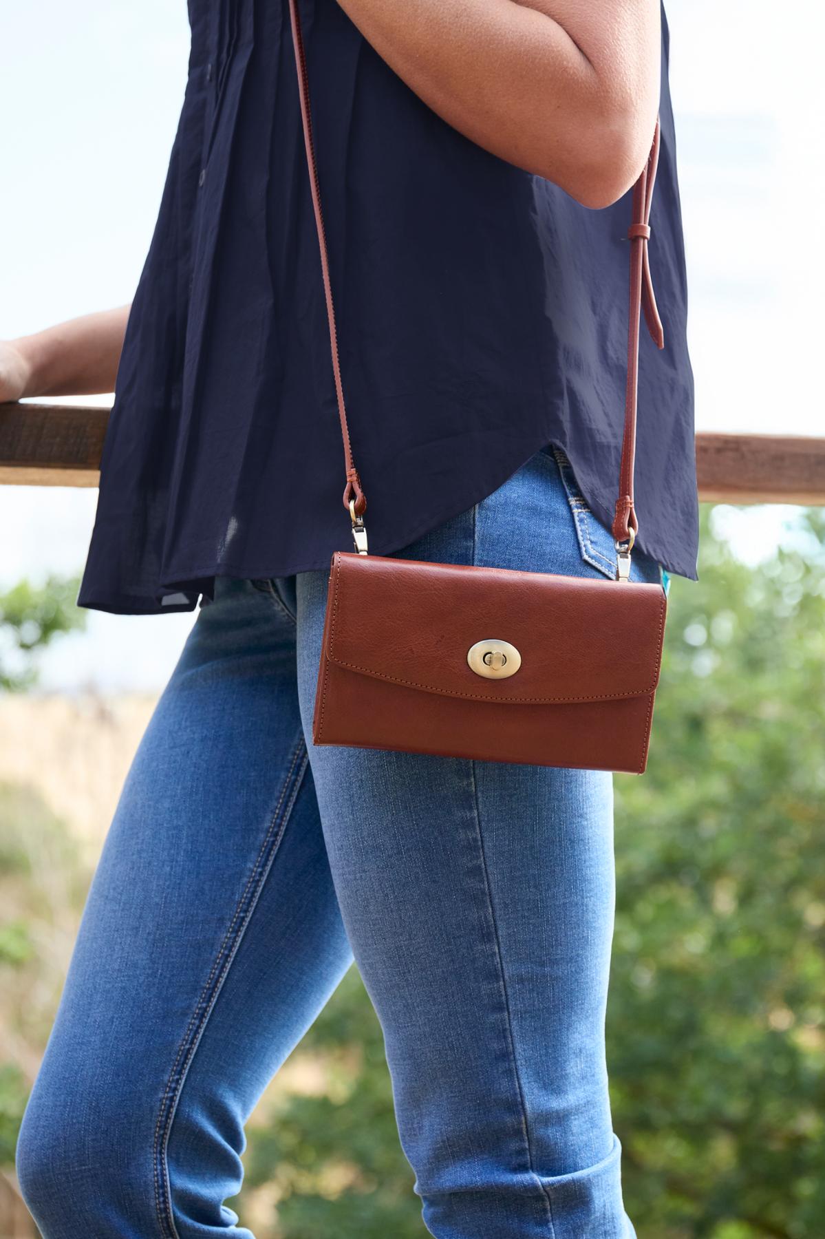 Louisa Wallet Bag